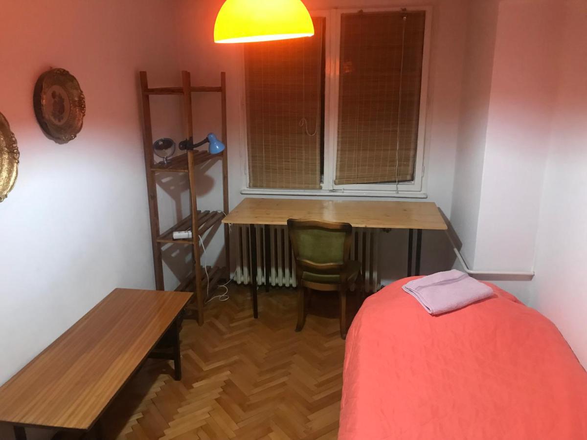 The Pioneers Home Skopje Extérieur photo